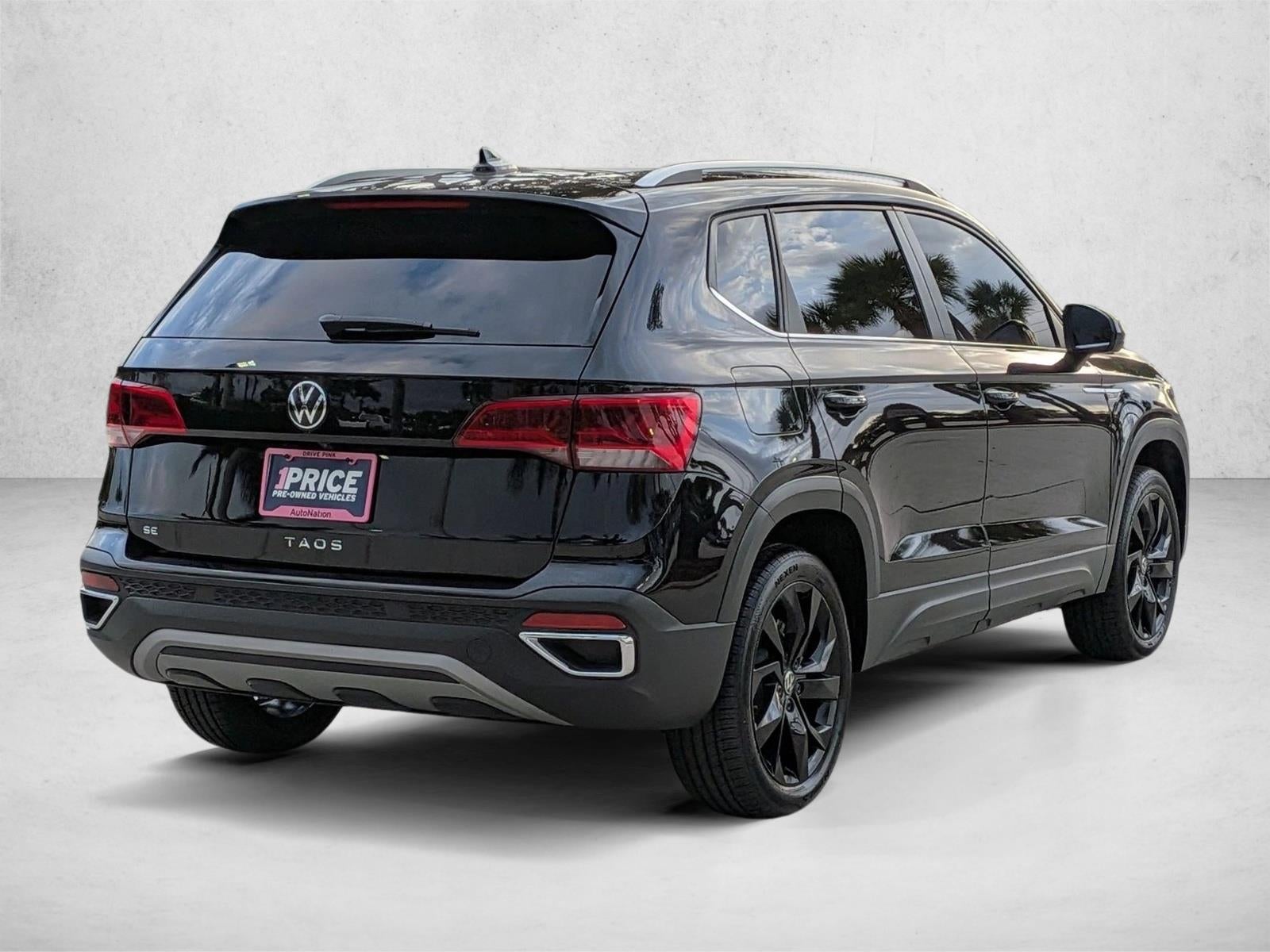 2024 Volkswagen Taos SE FWD