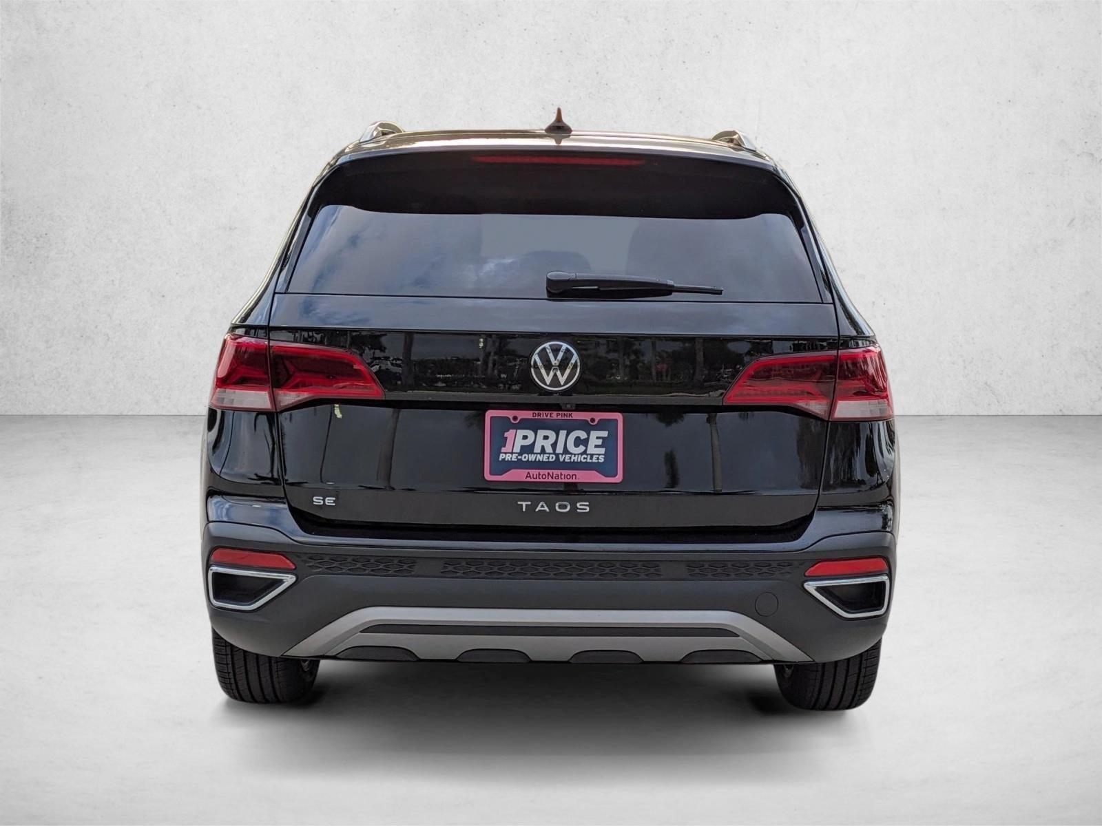 2024 Volkswagen Taos SE FWD