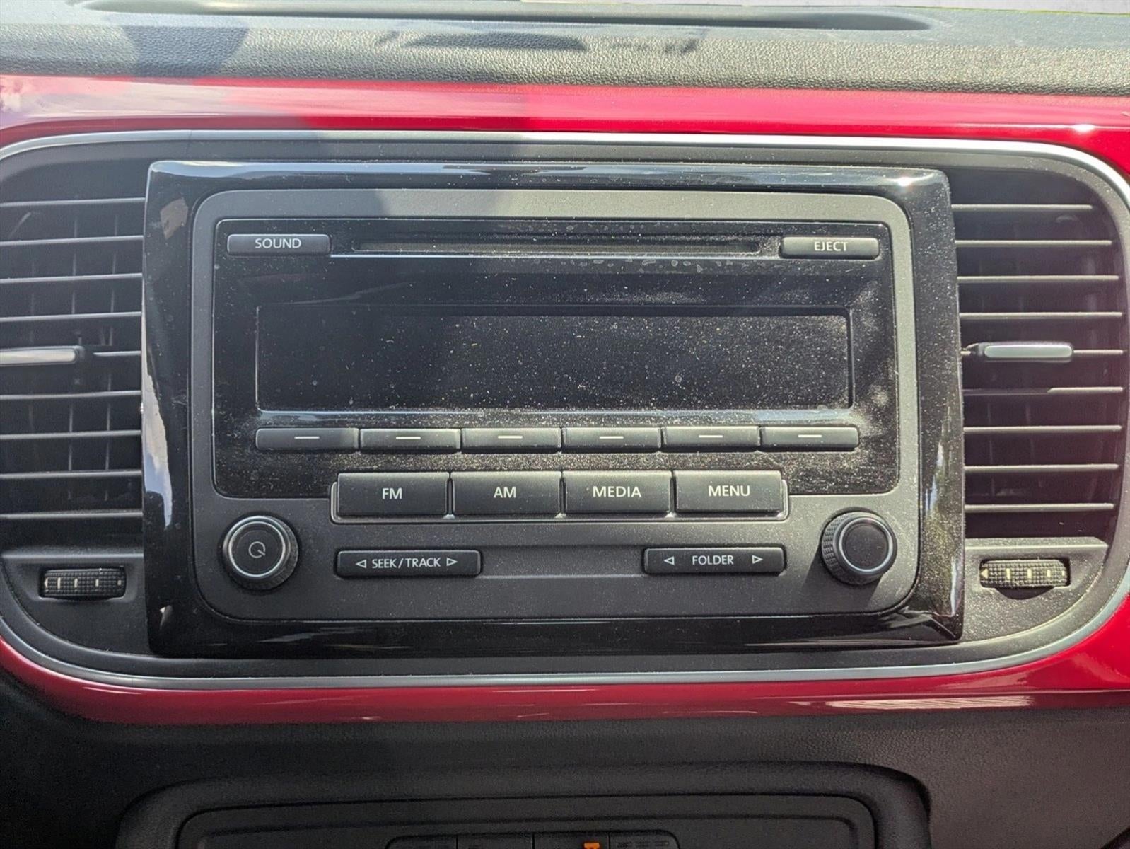 2015 Volkswagen Beetle Convertible 2dr Auto 1.8T Classic PZEV