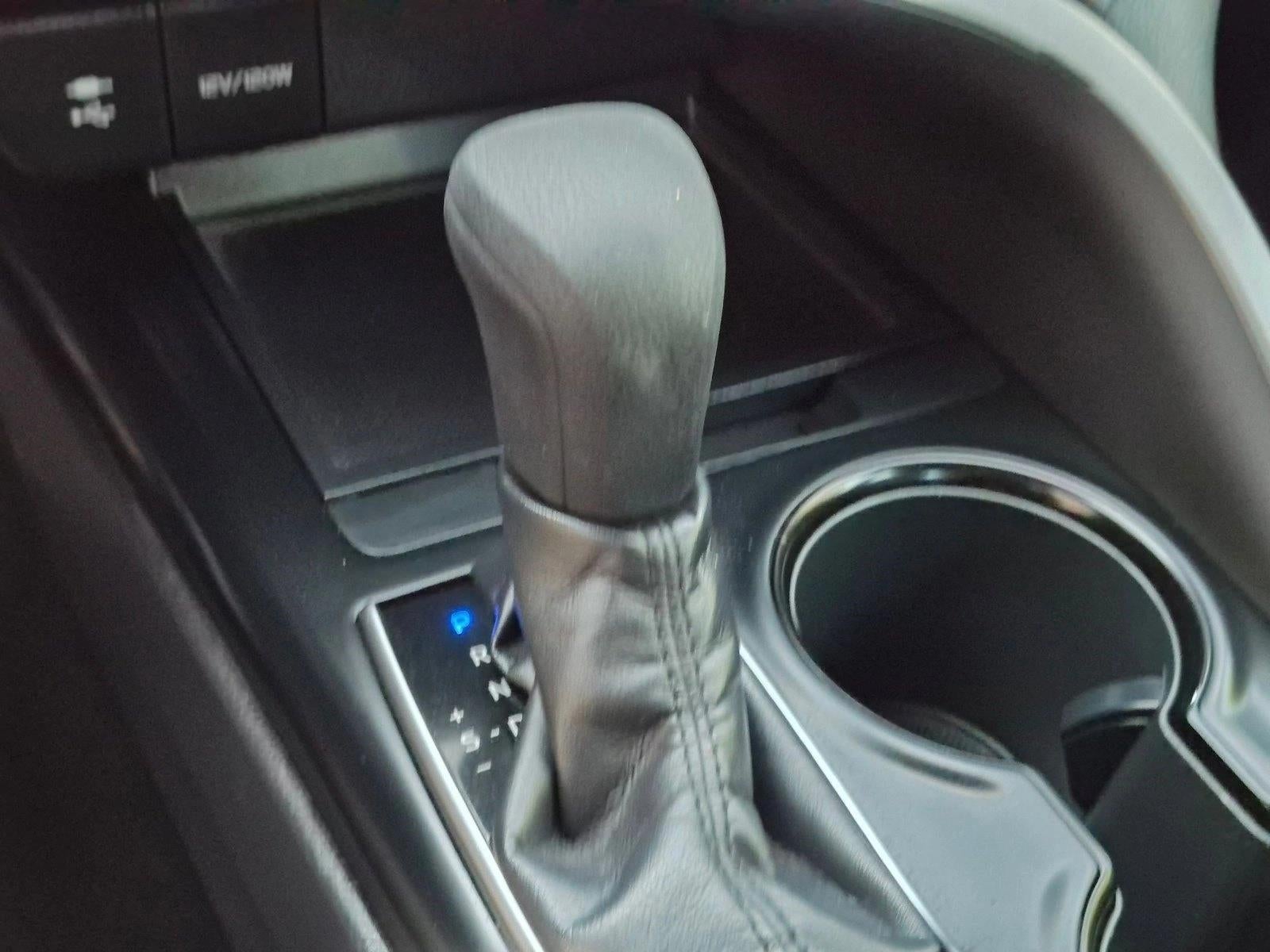 2018 Toyota Camry LE Auto (SE)