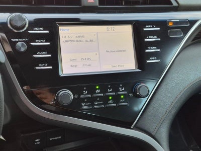 2018 Toyota Camry LE Auto (SE)