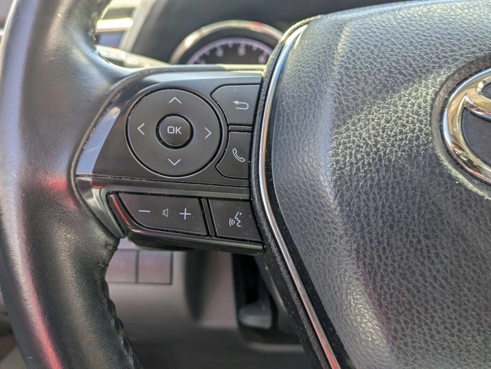 2018 Toyota Camry SE Auto (SE)