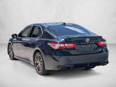 2018 Toyota Camry SE Auto (SE)