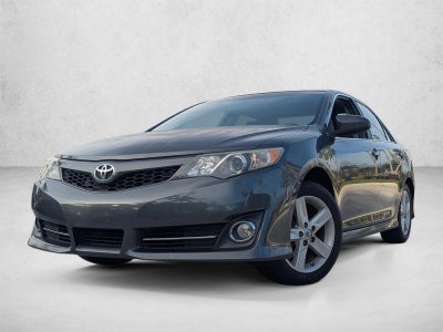 2013 Toyota Camry 4dr Sdn I4 Auto SE (Natl)