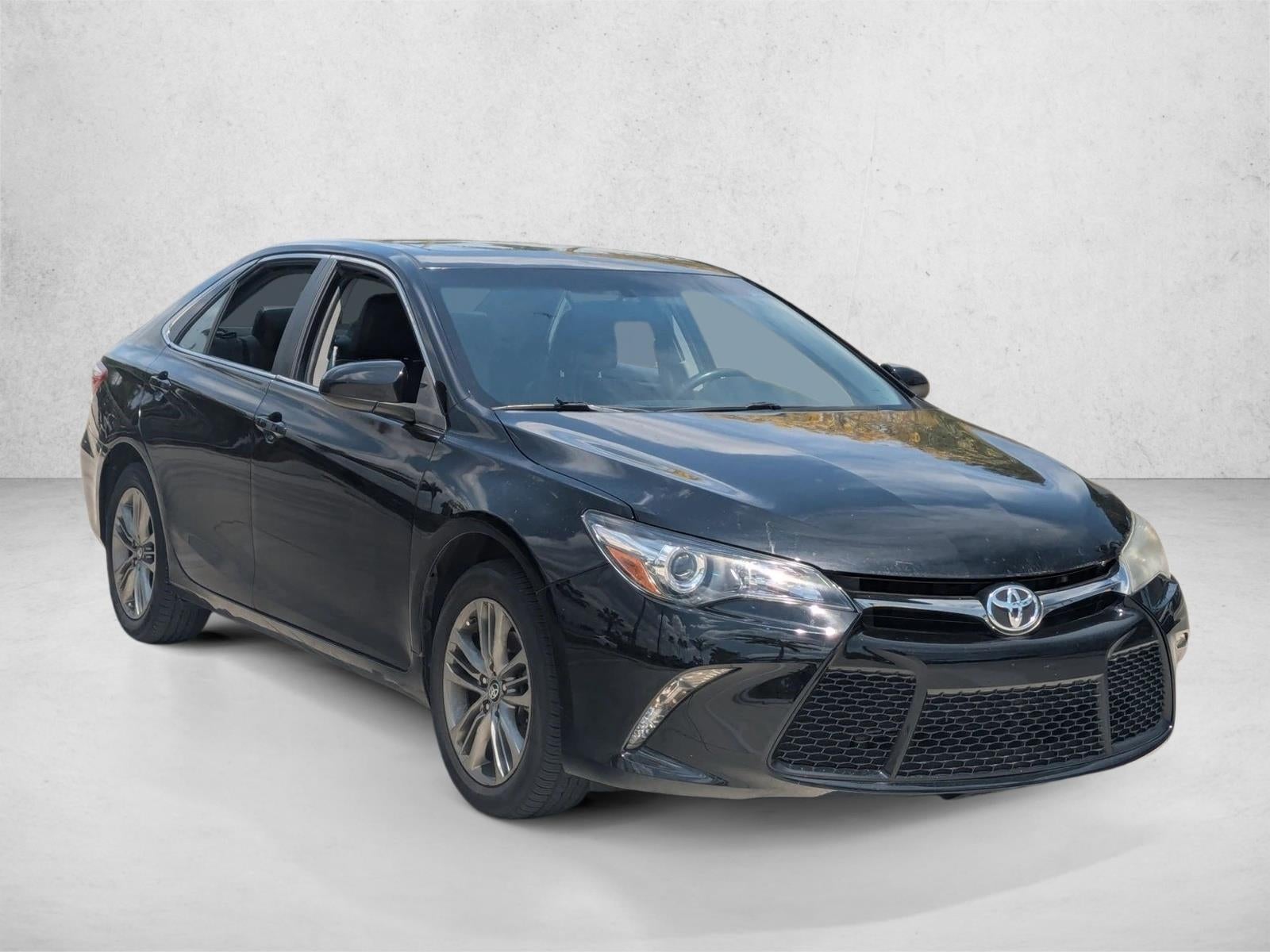 2017 Toyota Camry SE Auto (SE)