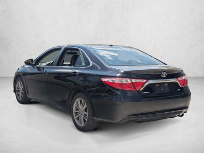 2017 Toyota Camry SE Auto (SE)