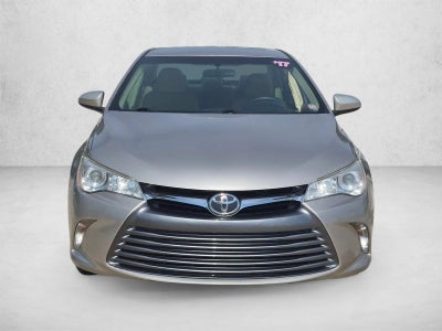 2017 Toyota Camry LE Auto (SE)