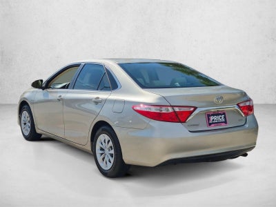 2017 Toyota Camry LE Auto (SE)