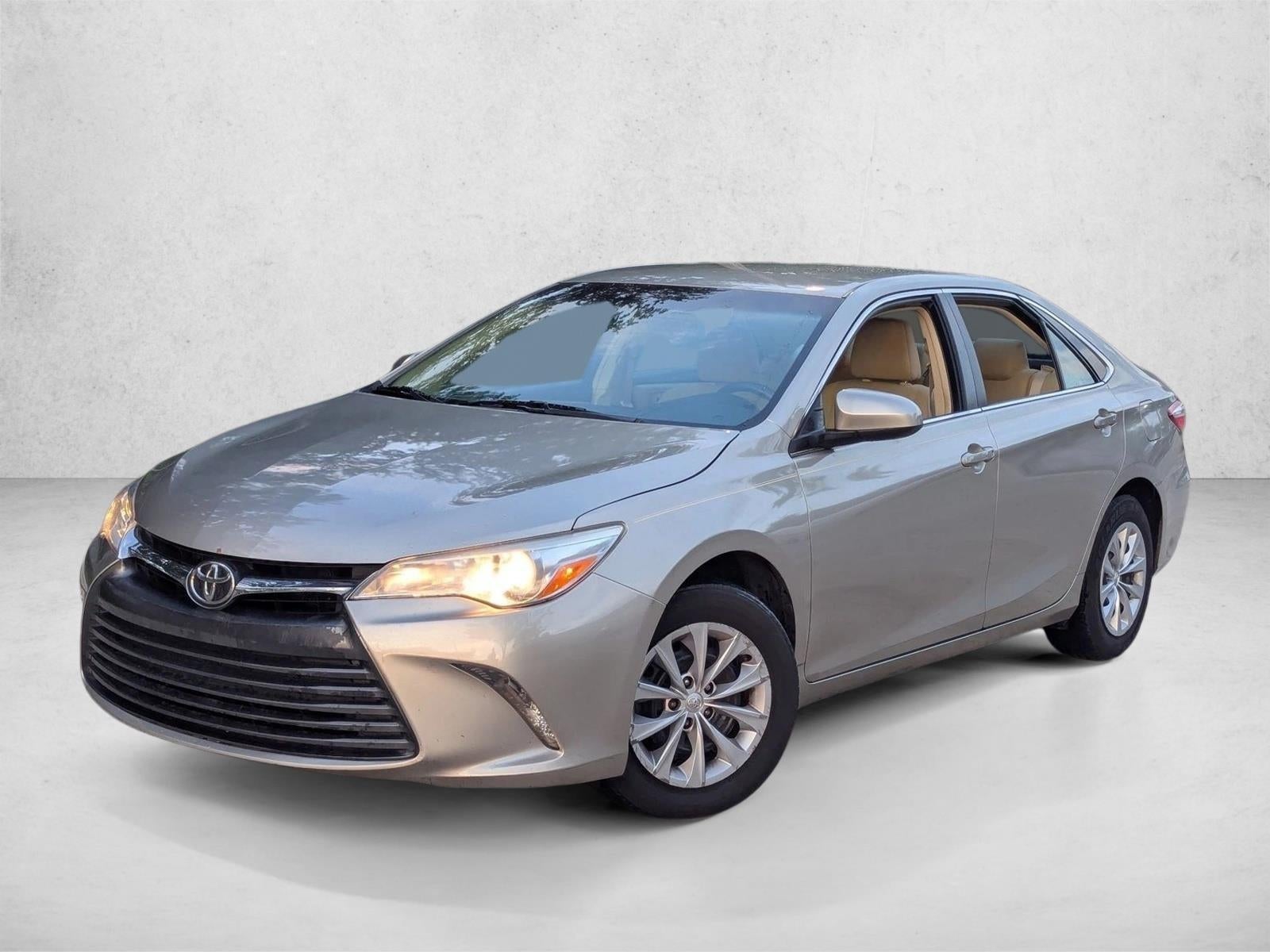 2017 Toyota Camry LE Auto (SE)