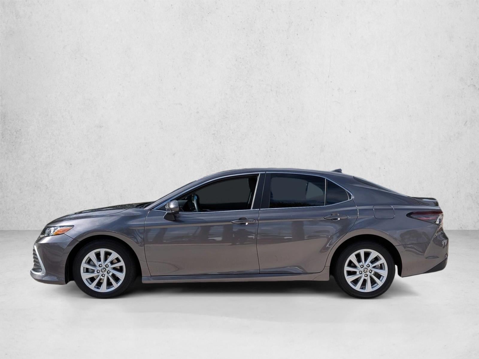 2023 Toyota Camry LE Auto (SE)