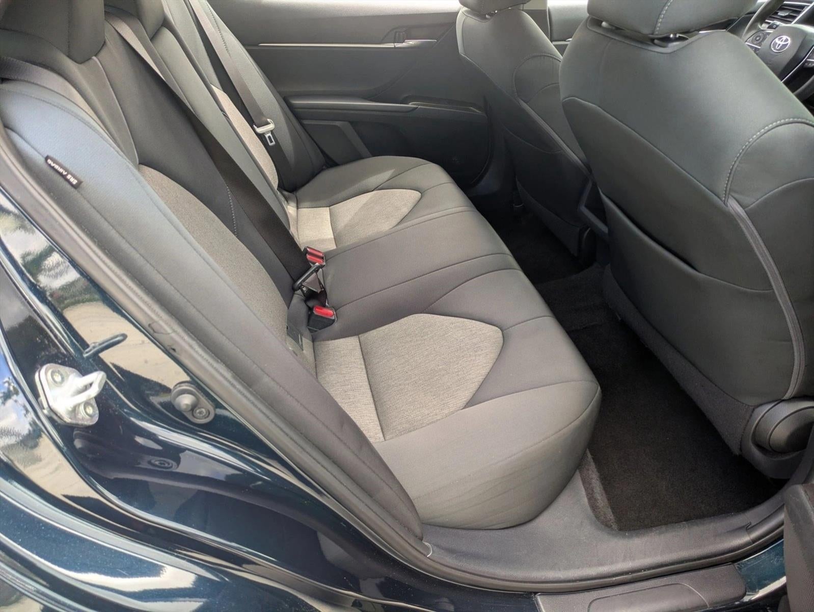 2021 Toyota Camry LE Auto (SE)