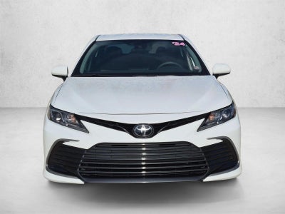 2024 Toyota Camry LE Auto (SE)