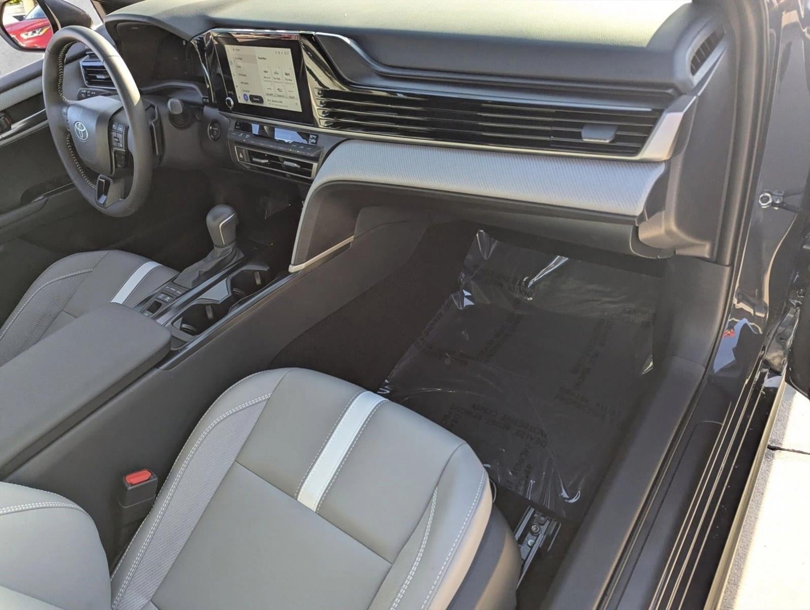 2026 Toyota Camry SE (SE)