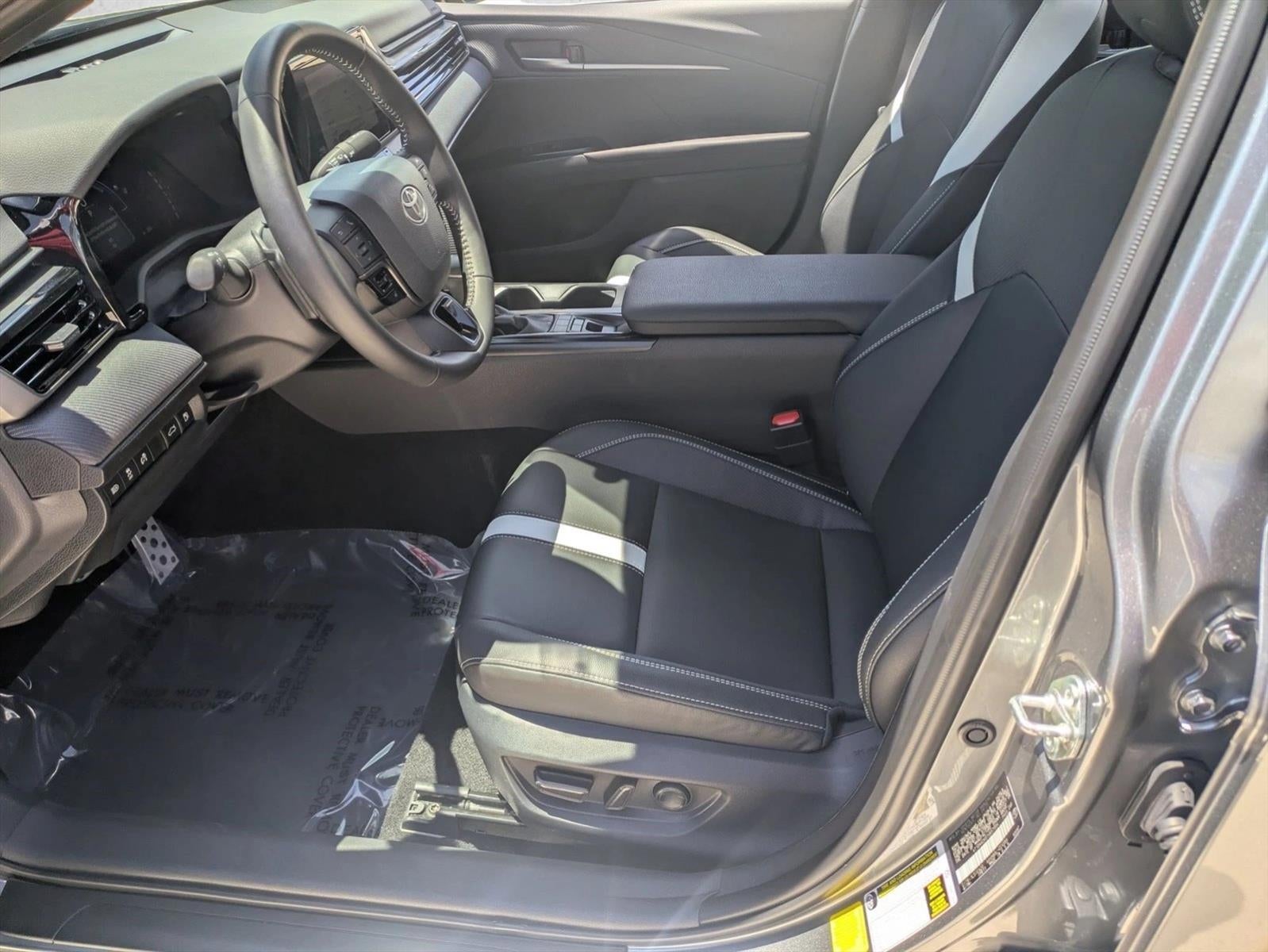 2026 Toyota Camry SE (SE)