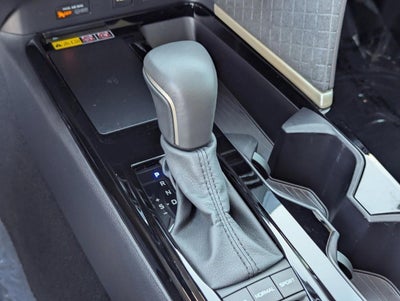 2025 Toyota Camry XLE (SE)