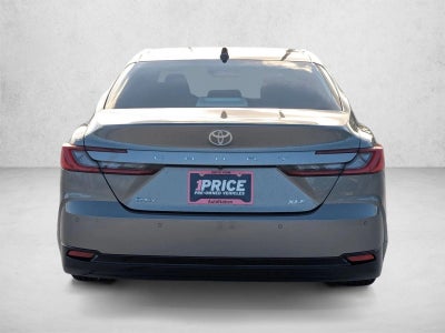 2025 Toyota Camry XLE (SE)