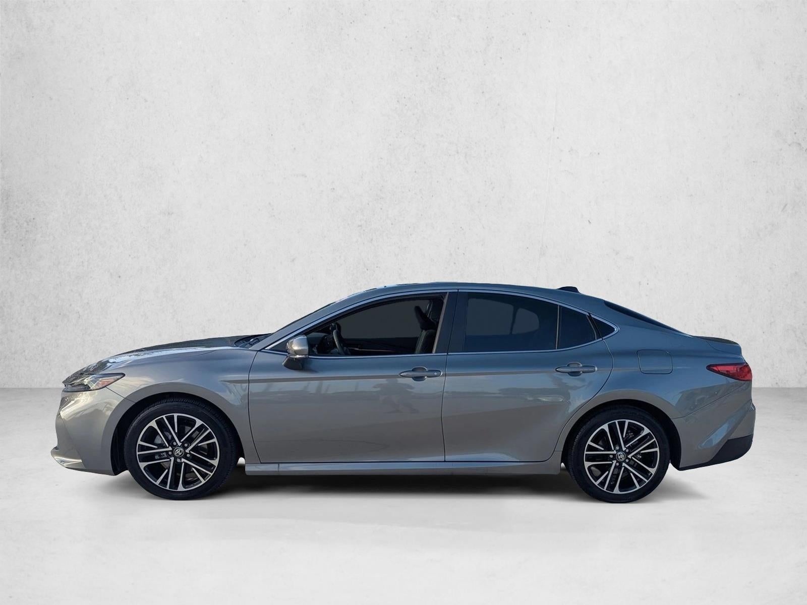 2025 Toyota Camry XLE (SE)