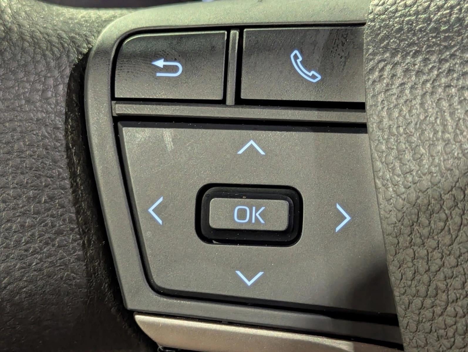 2026 Toyota Camry LE (SE)