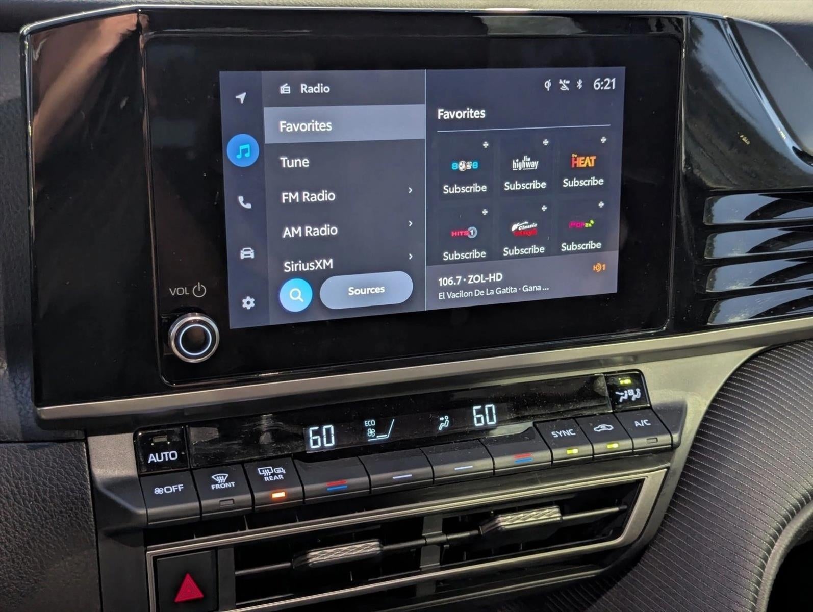 2026 Toyota Camry SE (SE)