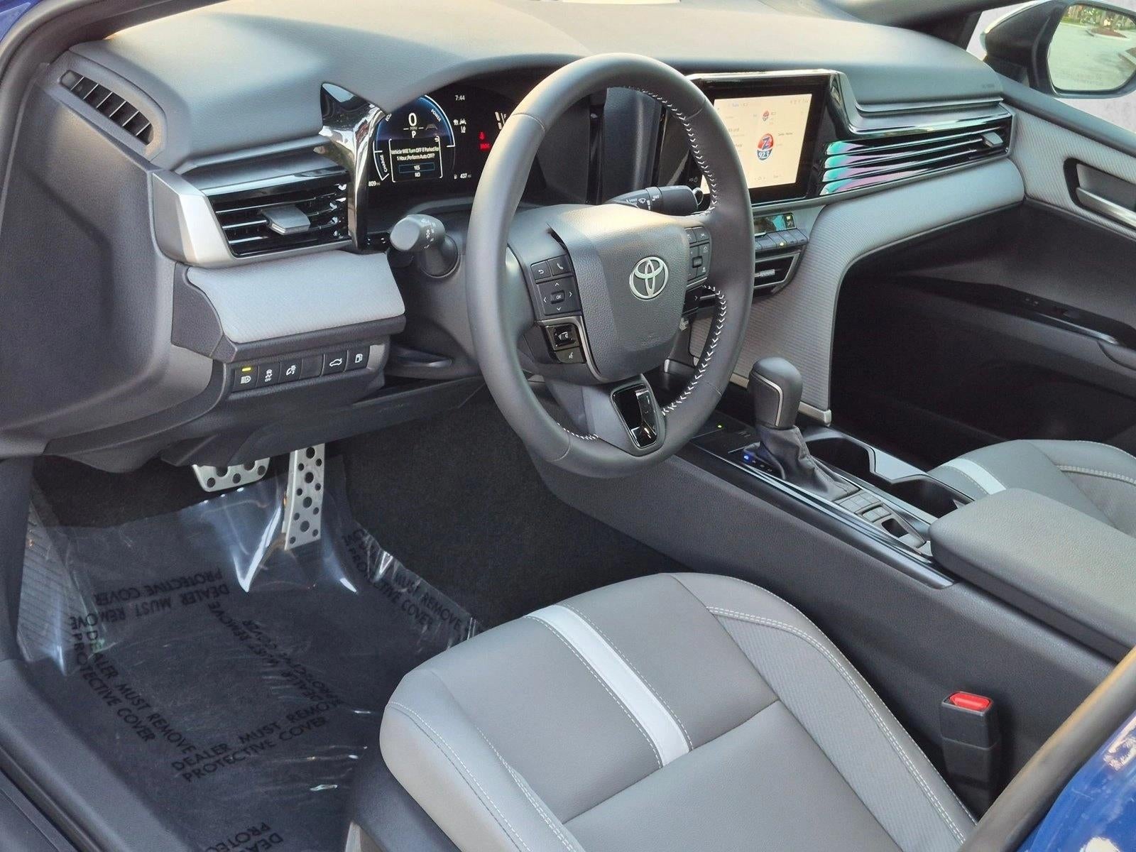2026 Toyota Camry SE (SE)