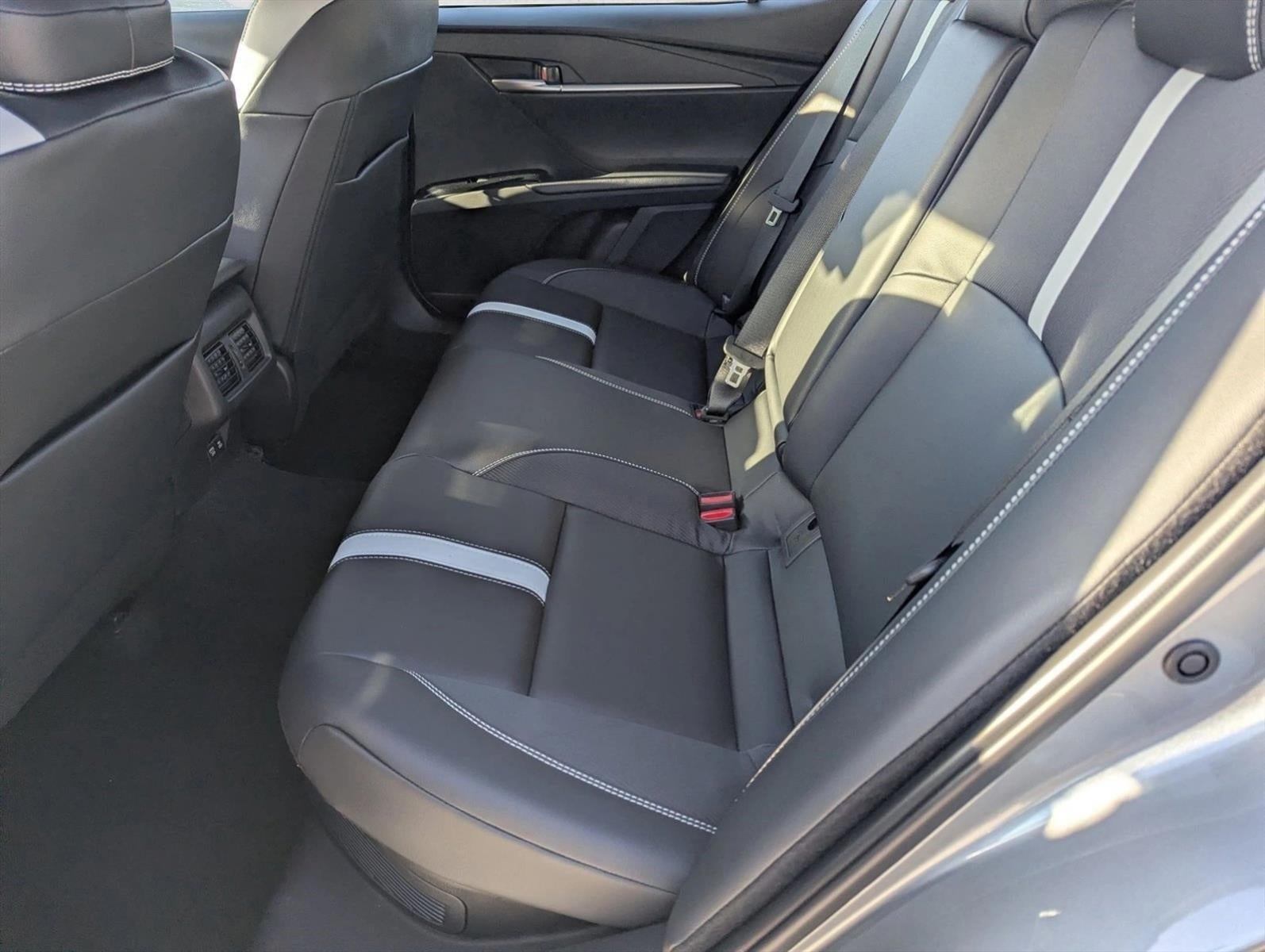 2026 Toyota Camry SE (SE)