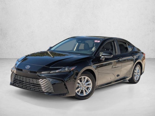 2025 Toyota Camry LE (SE)