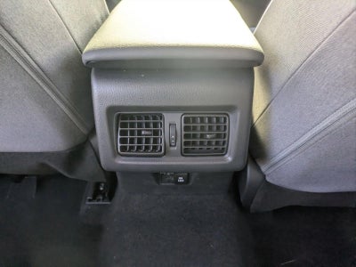 2025 Toyota Camry LE (SE)