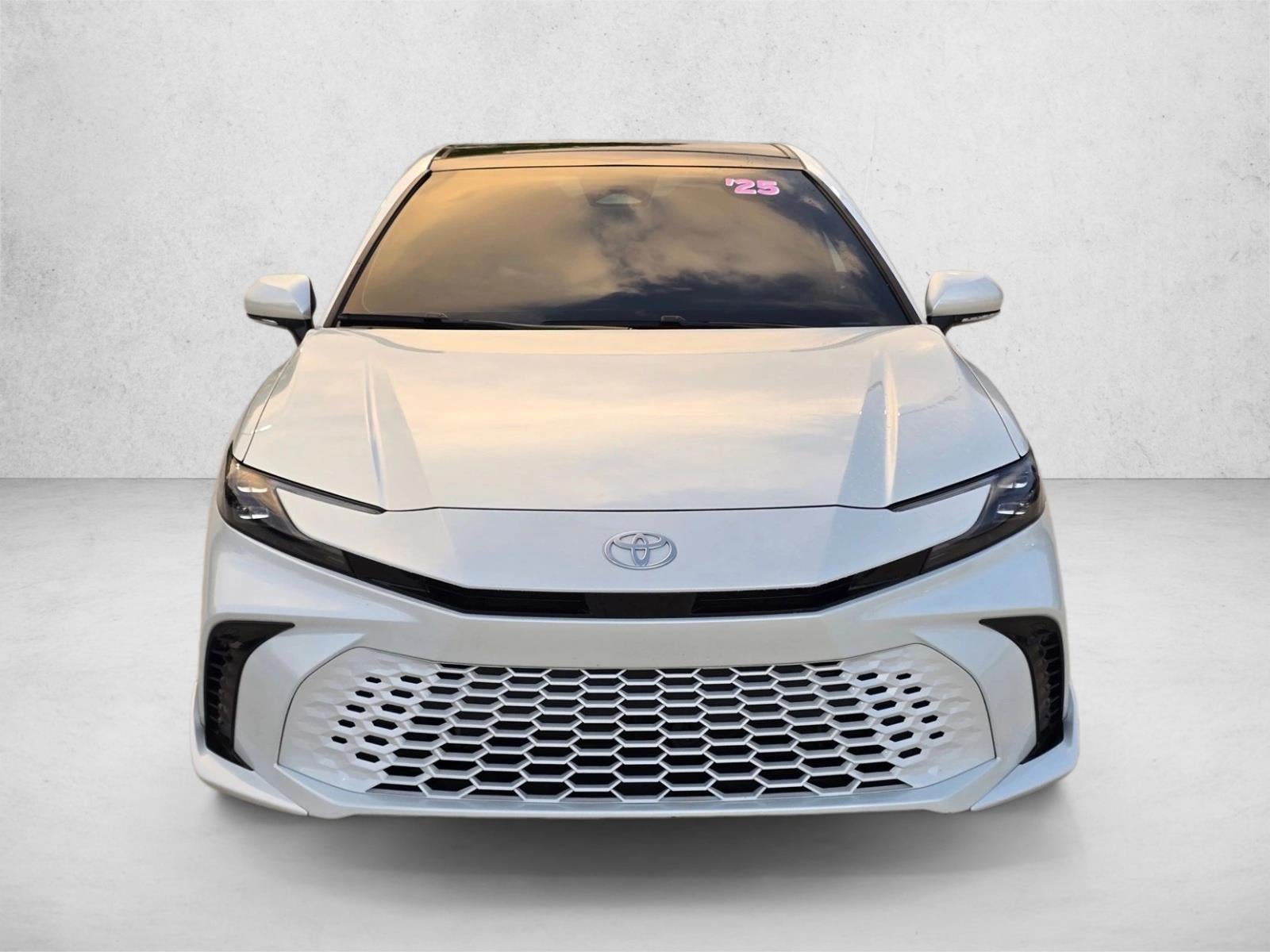 2025 Toyota Camry XSE (Natl)
