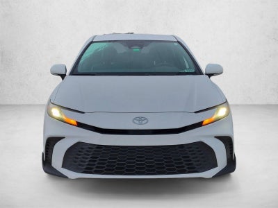 2025 Toyota Camry SE (Natl)