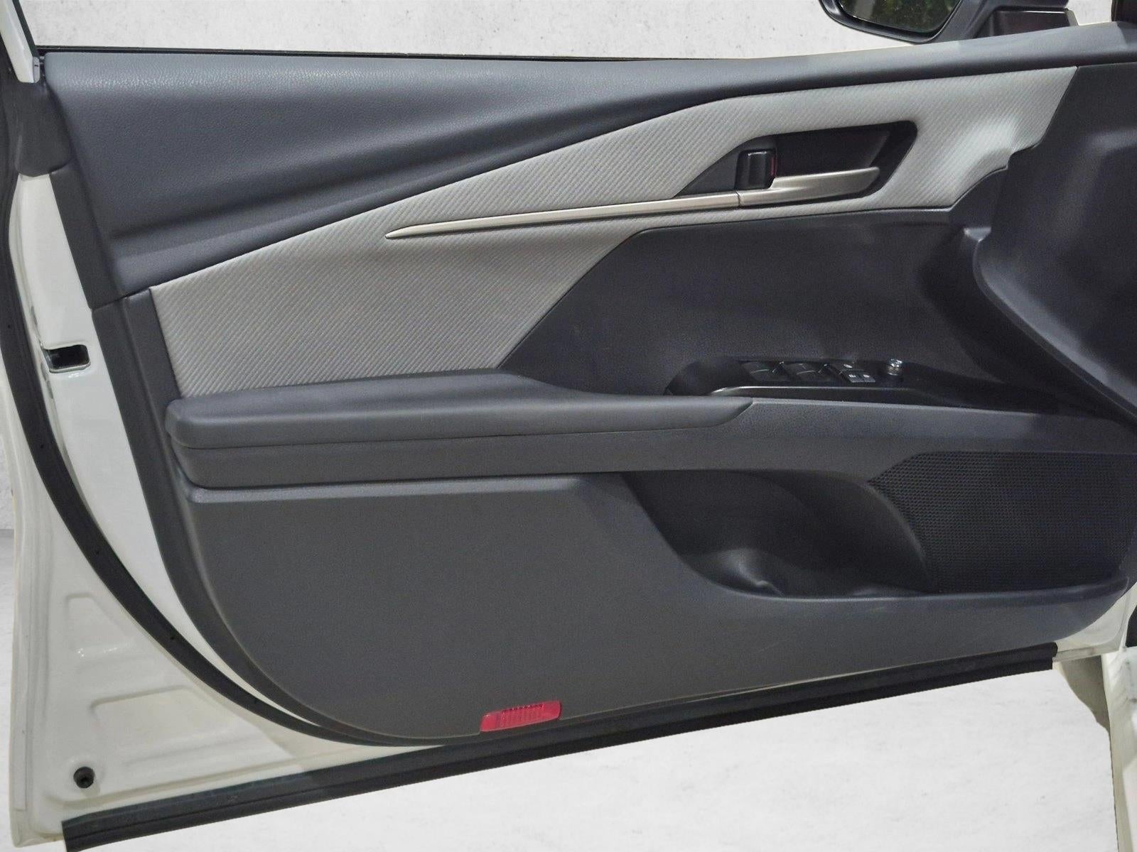 2026 Toyota Camry SE (SE)