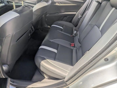 2026 Toyota Camry SE (SE)