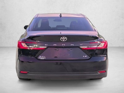 2025 Toyota Camry LE (SE)