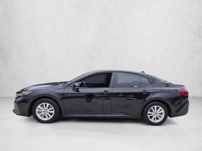 2025 Toyota Camry LE (SE)