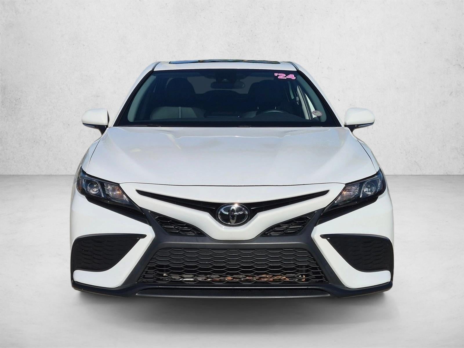 2024 Toyota Camry SE Auto (SE)