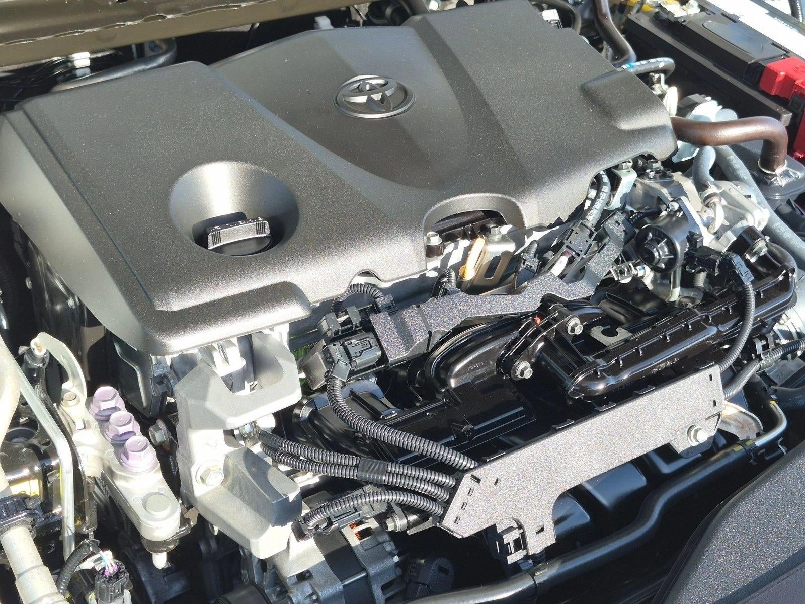 2024 Toyota Camry SE Auto (SE)