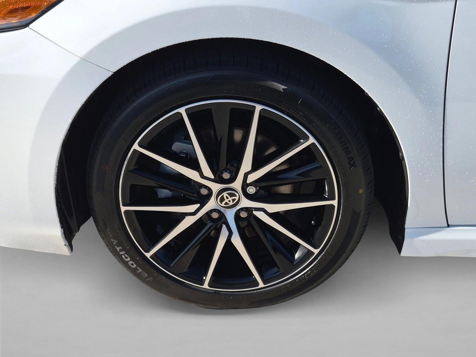 2024 Toyota Camry SE Auto (SE)