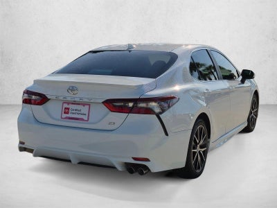 2024 Toyota Camry SE Auto (SE)