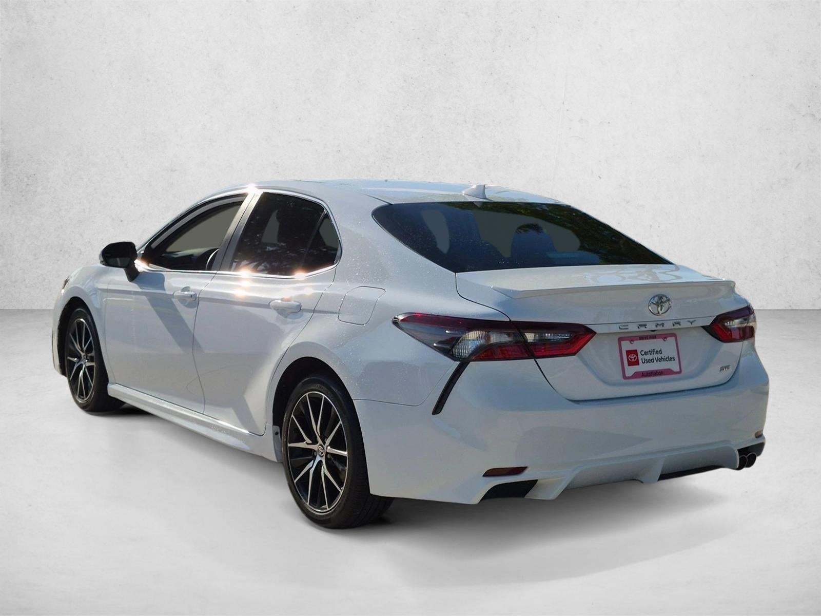 2024 Toyota Camry SE Auto (SE)