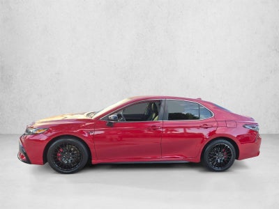 2022 Toyota Camry SE Auto (SE)