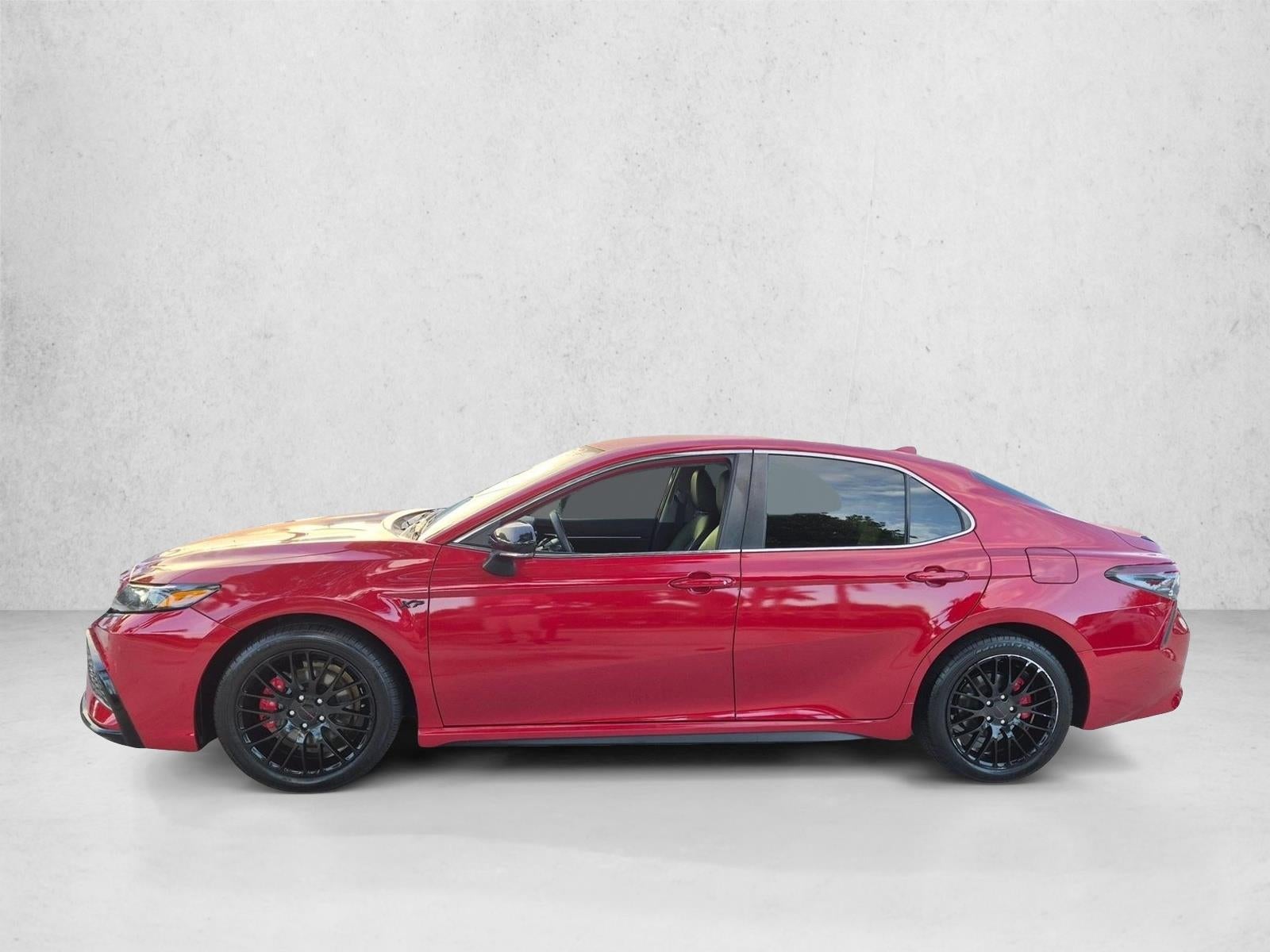 2022 Toyota Camry SE Auto (SE)