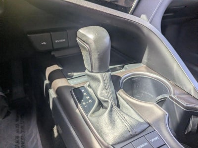 2024 Toyota Camry SE Auto (SE)