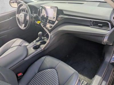 2024 Toyota Camry SE Auto (SE)