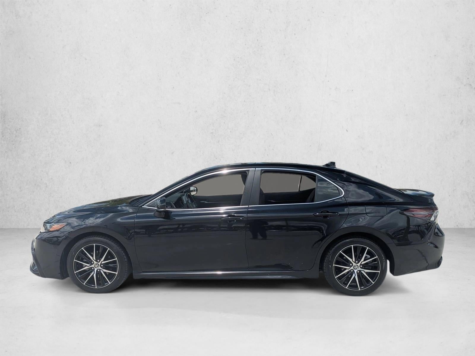 2024 Toyota Camry SE Auto (SE)