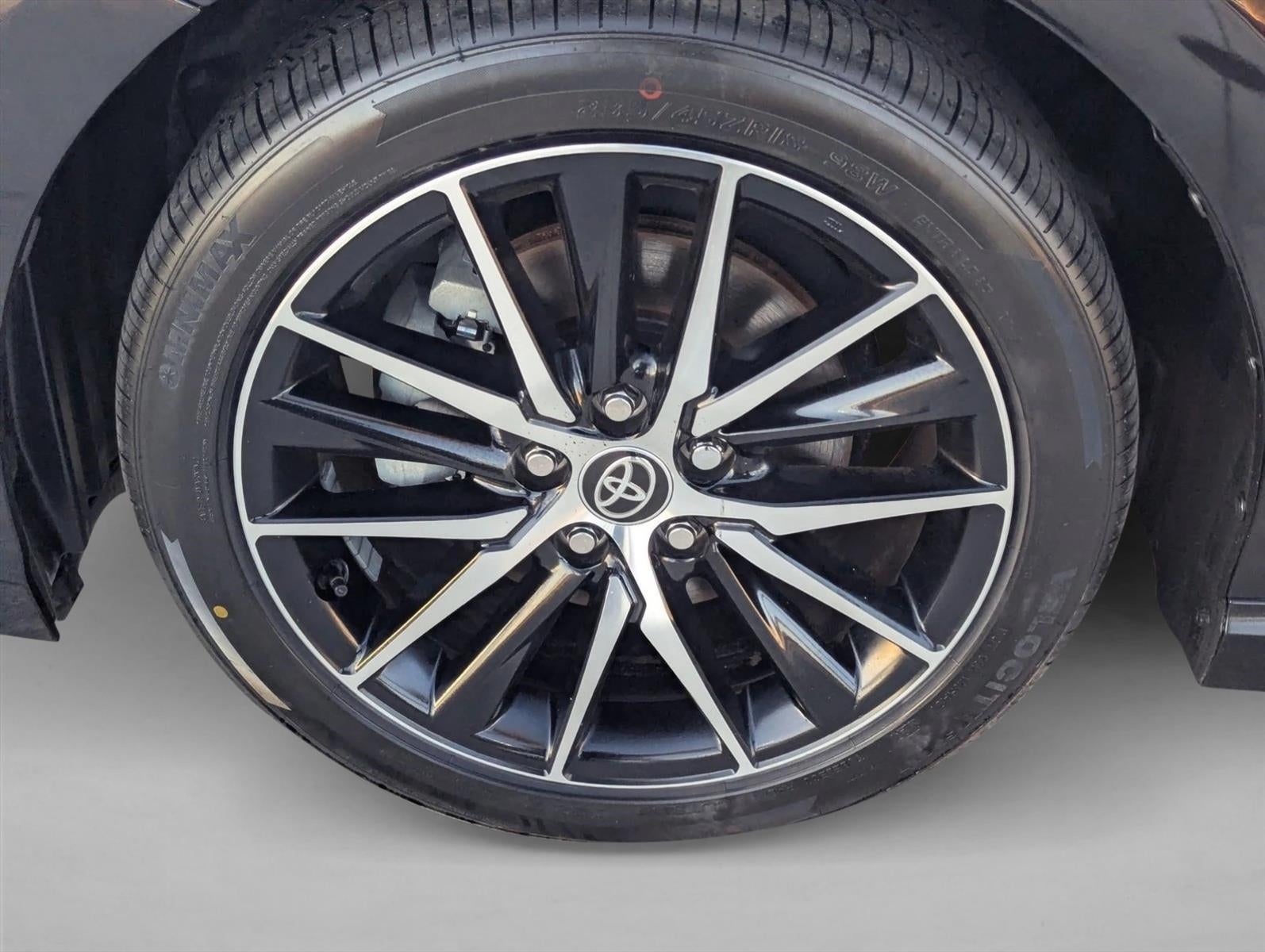 2021 Toyota Camry SE Auto (SE)