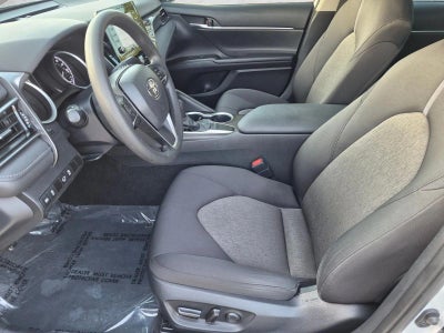 2023 Toyota Camry LE Auto (SE)