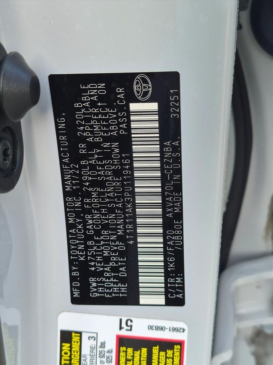 2023 Toyota Camry LE Auto (SE)