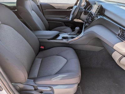 2024 Toyota Camry LE Auto (SE)