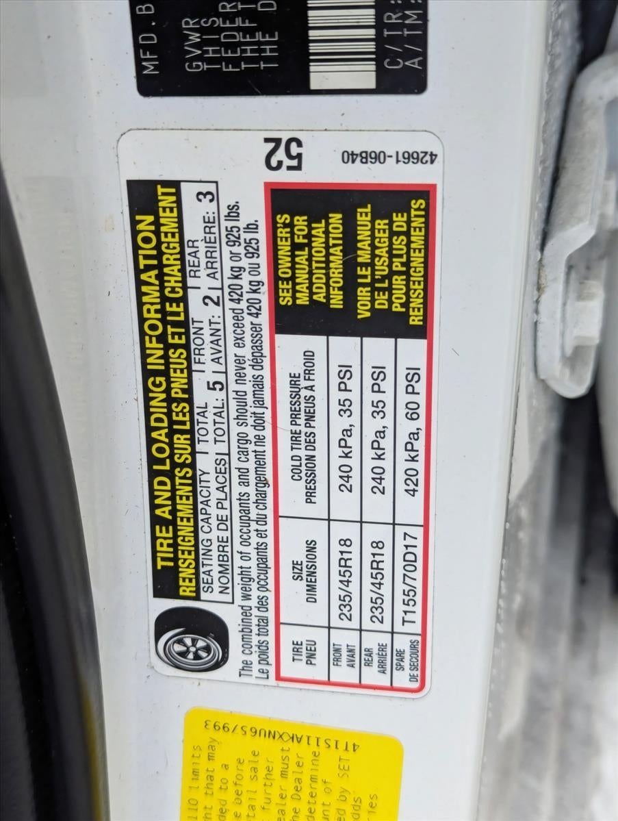 2022 Toyota Camry SE Auto (SE)