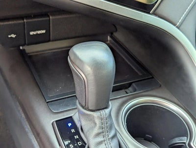 2023 Toyota Camry SE Nightshade Auto (Natl)