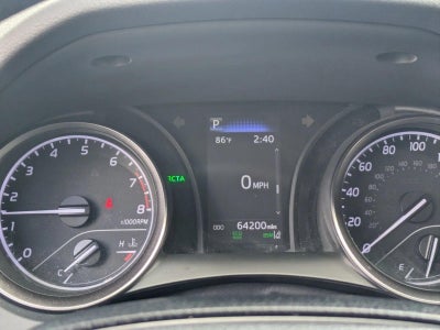 2022 Toyota Camry SE Auto (SE)